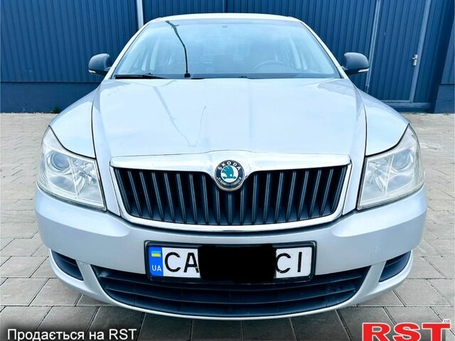 Шкода Октавия 2008 в Черкассах на Automoto.ua Серый Шкода Октавия, объемом двигателя 1.6 л и пробегом 251 тыс. км за 7200 $, фото 1 на Automoto.ua