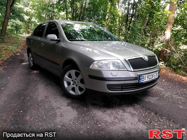 Серый Шкода Октавия, объемом двигателя 1.6 л и пробегом 300 тыс. км за 6199 $, фото 1 на Automoto.ua