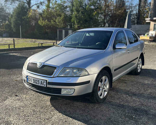 Серый Шкода Октавия, объемом двигателя 1.9 л и пробегом 238 тыс. км за 5800 $, фото 1 на Automoto.ua