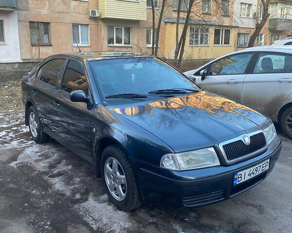 Серый Шкода Октавия, объемом двигателя 1.6 л и пробегом 240 тыс. км за 5300 $, фото 1 на Automoto.ua