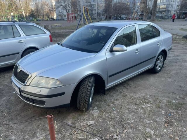 Сірий Шкода Октавія, об'ємом двигуна 1.6 л та пробігом 270 тис. км за 4500 $, фото 1 на Automoto.ua