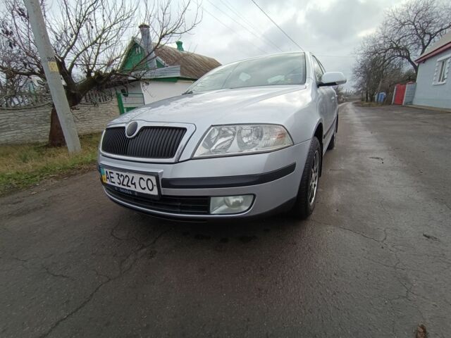 Серый Шкода Октавия, объемом двигателя 1.6 л и пробегом 204 тыс. км за 6050 $, фото 1 на Automoto.ua
