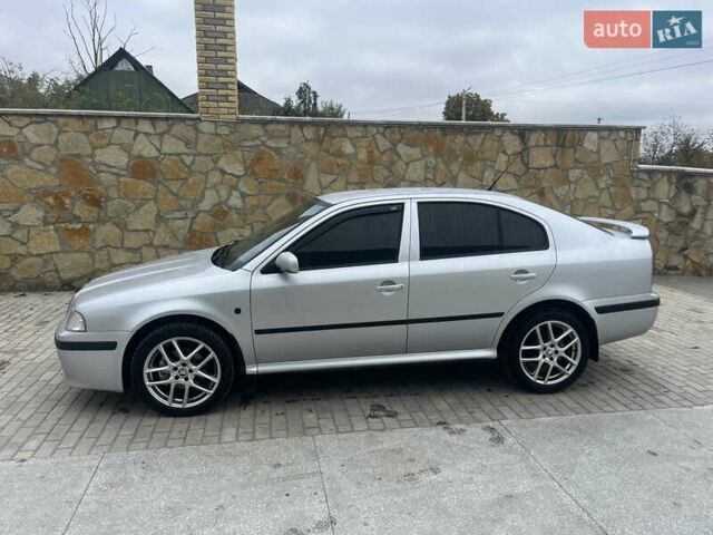 Серый Шкода Октавия, объемом двигателя 1.78 л и пробегом 256 тыс. км за 7500 $, фото 1 на Automoto.ua