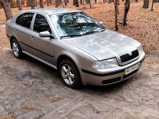 Сірий Шкода Октавія, об'ємом двигуна 1.9 л та пробігом 308 тис. км за 5200 $, фото 1 на Automoto.ua