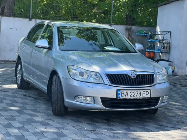 Серый Шкода Октавия, объемом двигателя 1.8 л и пробегом 212 тыс. км за 7400 $, фото 1 на Automoto.ua