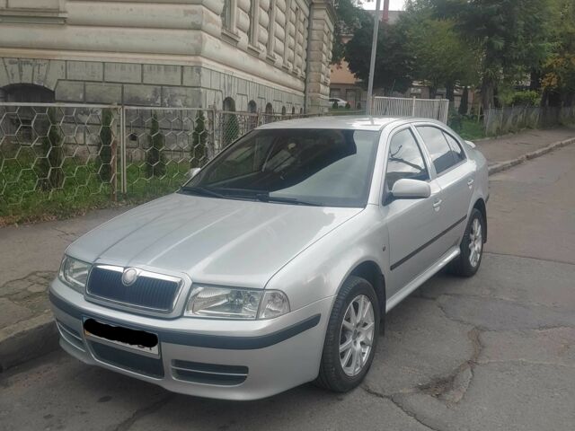 Серый Шкода Октавия, объемом двигателя 1.8 л и пробегом 140 тыс. км за 6736 $, фото 1 на Automoto.ua