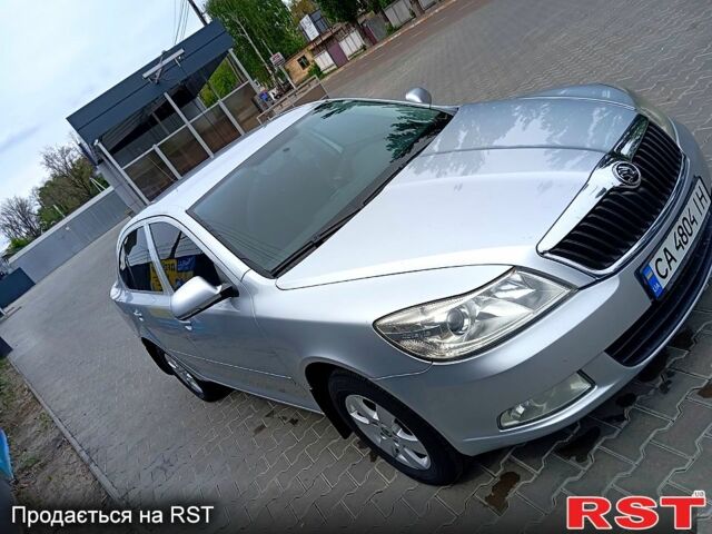 Серый Шкода Октавия, объемом двигателя 1.8 л и пробегом 275 тыс. км за 7000 $, фото 1 на Automoto.ua