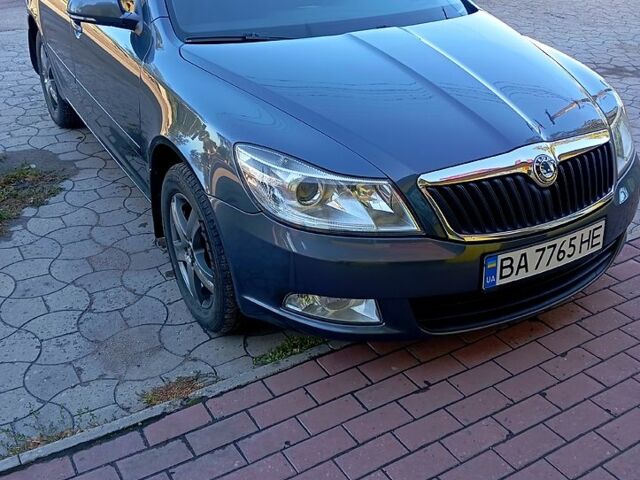 Серый Шкода Октавия, объемом двигателя 1.6 л и пробегом 138 тыс. км за 8000 $, фото 1 на Automoto.ua