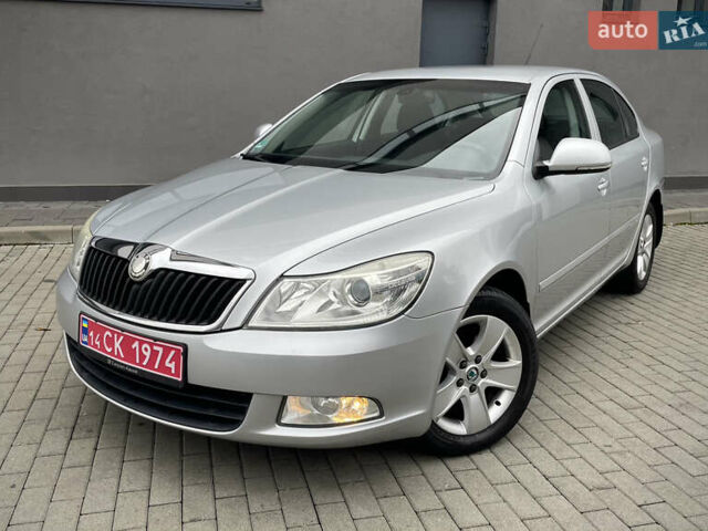 Серый Шкода Октавия, объемом двигателя 1.4 л и пробегом 178 тыс. км за 7999 $, фото 1 на Automoto.ua