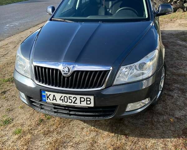 Серый Шкода Октавия, объемом двигателя 1.8 л и пробегом 203 тыс. км за 6700 $, фото 1 на Automoto.ua