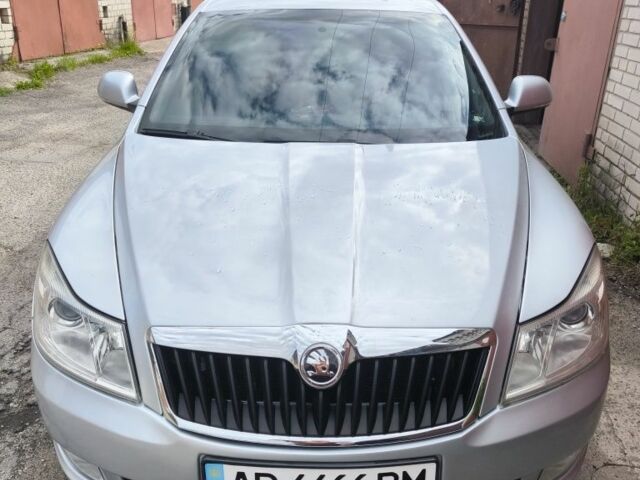 Серый Шкода Октавия, объемом двигателя 1.6 л и пробегом 170 тыс. км за 6800 $, фото 1 на Automoto.ua