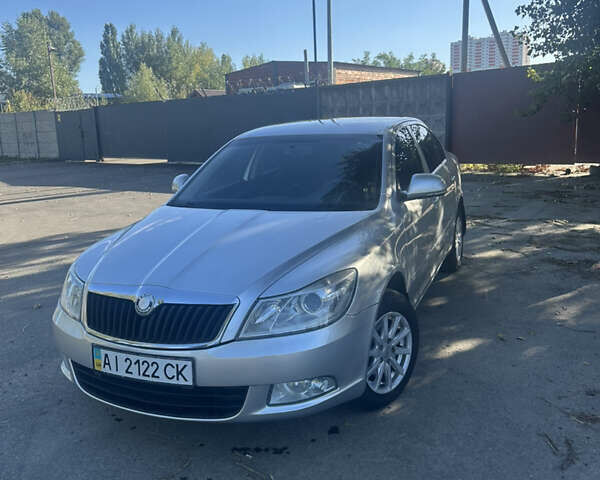 Серый Шкода Октавия, объемом двигателя 1.8 л и пробегом 265 тыс. км за 9500 $, фото 1 на Automoto.ua