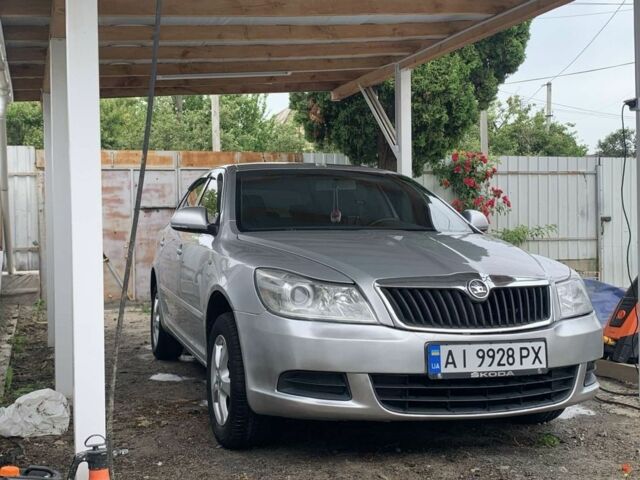 Серый Шкода Октавия, объемом двигателя 1.6 л и пробегом 288 тыс. км за 6200 $, фото 1 на Automoto.ua