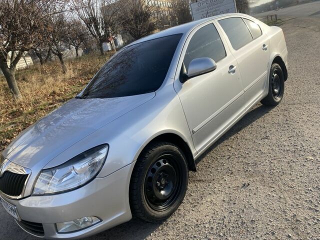 Сірий Шкода Октавія, об'ємом двигуна 1.6 л та пробігом 300 тис. км за 7650 $, фото 1 на Automoto.ua