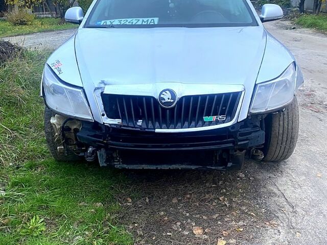 Серый Шкода Октавия, объемом двигателя 1.8 л и пробегом 180 тыс. км за 5500 $, фото 1 на Automoto.ua