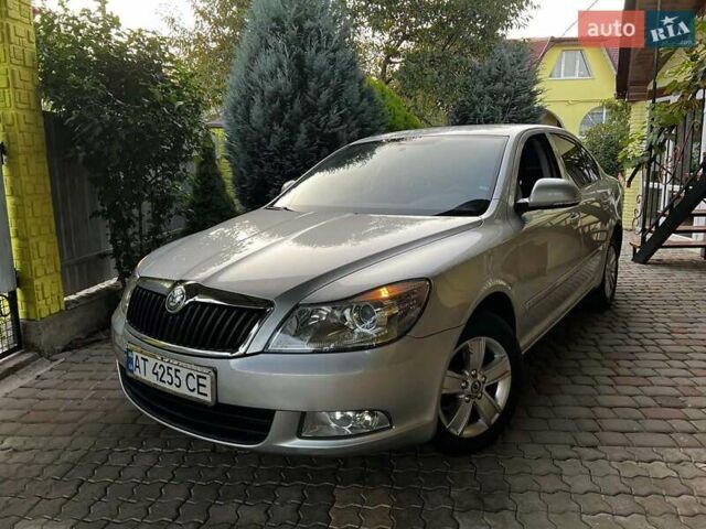 Сірий Шкода Октавія, об'ємом двигуна 1.6 л та пробігом 237 тис. км за 7800 $, фото 1 на Automoto.ua