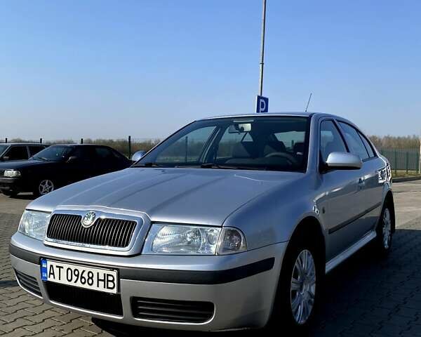 Серый Шкода Октавия, объемом двигателя 1.6 л и пробегом 201 тыс. км за 6300 $, фото 1 на Automoto.ua