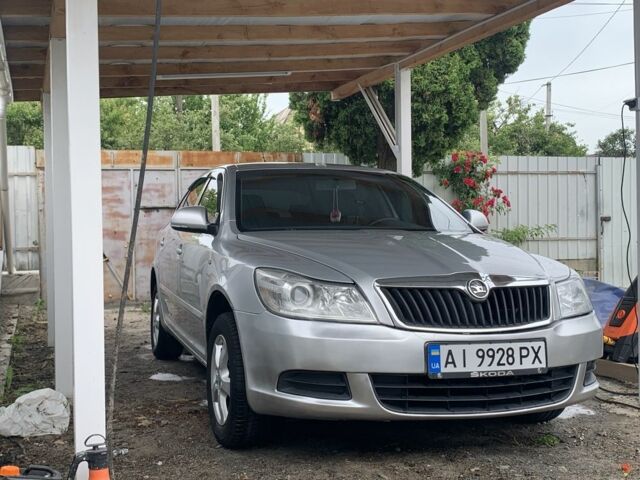 Серый Шкода Октавия, объемом двигателя 1.6 л и пробегом 285 тыс. км за 6600 $, фото 1 на Automoto.ua