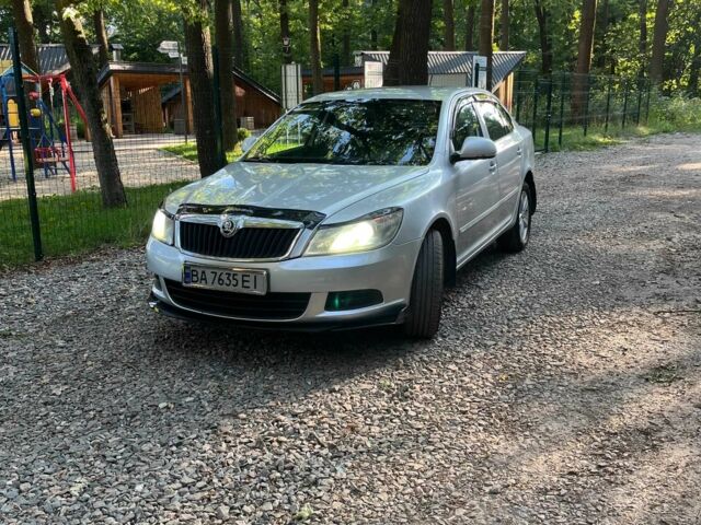 Серый Шкода Октавия, объемом двигателя 1.6 л и пробегом 233 тыс. км за 6700 $, фото 1 на Automoto.ua