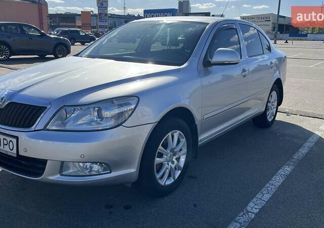 Серый Шкода Октавия, объемом двигателя 1.8 л и пробегом 148 тыс. км за 6800 $, фото 1 на Automoto.ua
