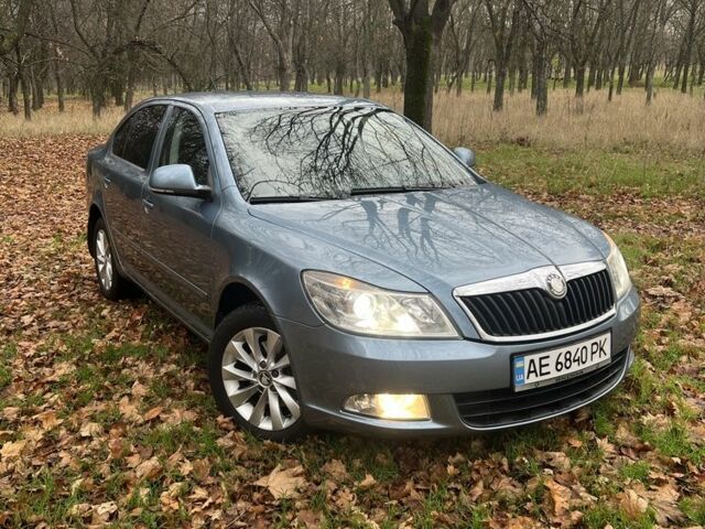 Серый Шкода Октавия, объемом двигателя 1.8 л и пробегом 204 тыс. км за 7500 $, фото 1 на Automoto.ua