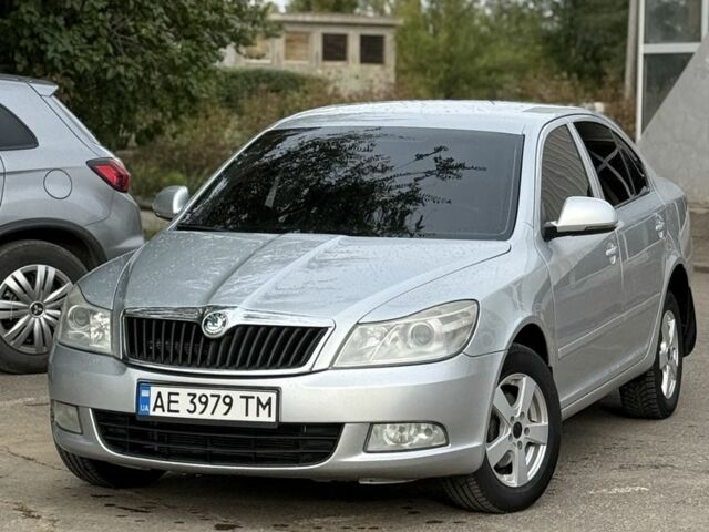 Серый Шкода Октавия, объемом двигателя 1.6 л и пробегом 265 тыс. км за 7150 $, фото 1 на Automoto.ua
