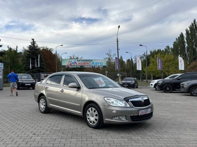 Серый Шкода Октавия, объемом двигателя 1.9 л и пробегом 217 тыс. км за 6200 $, фото 1 на Automoto.ua