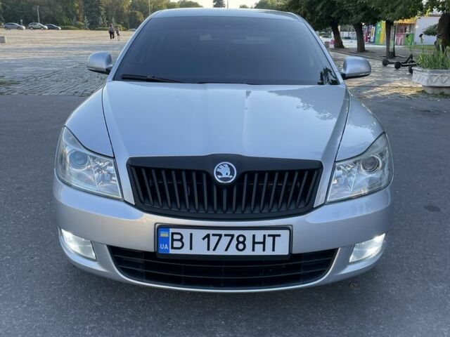 Серый Шкода Октавия, объемом двигателя 1.6 л и пробегом 242 тыс. км за 8500 $, фото 1 на Automoto.ua