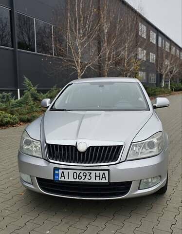 Серый Шкода Октавия, объемом двигателя 1.8 л и пробегом 192 тыс. км за 9299 $, фото 1 на Automoto.ua