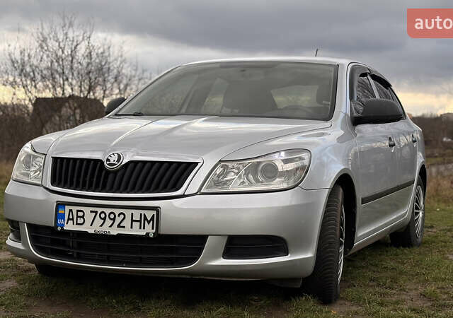 Серый Шкода Октавия, объемом двигателя 1.6 л и пробегом 202 тыс. км за 7700 $, фото 1 на Automoto.ua