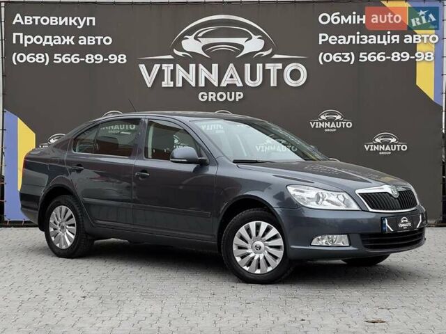 Серый Шкода Октавия, объемом двигателя 1.6 л и пробегом 77 тыс. км за 10950 $, фото 1 на Automoto.ua