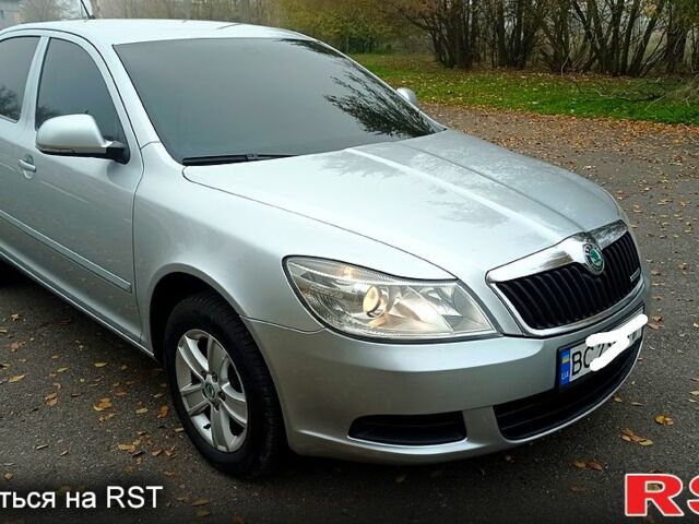Серый Шкода Октавия, объемом двигателя 1.6 л и пробегом 168 тыс. км за 8100 $, фото 1 на Automoto.ua