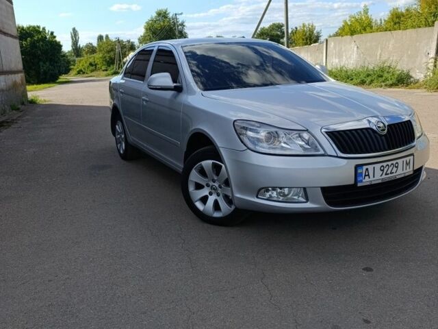 Серый Шкода Октавия, объемом двигателя 1.6 л и пробегом 330 тыс. км за 6999 $, фото 1 на Automoto.ua