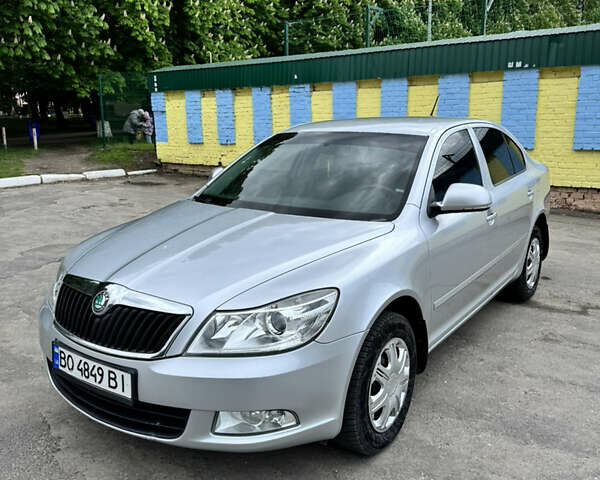 Сірий Шкода Октавія, об'ємом двигуна 1.8 л та пробігом 160 тис. км за 7100 $, фото 1 на Automoto.ua