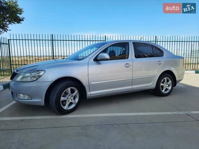 Сірий Шкода Октавія, об'ємом двигуна 1.6 л та пробігом 217 тис. км за 7800 $, фото 1 на Automoto.ua