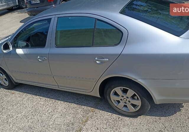 Серый Шкода Октавия, объемом двигателя 1.4 л и пробегом 254 тыс. км за 6500 $, фото 1 на Automoto.ua