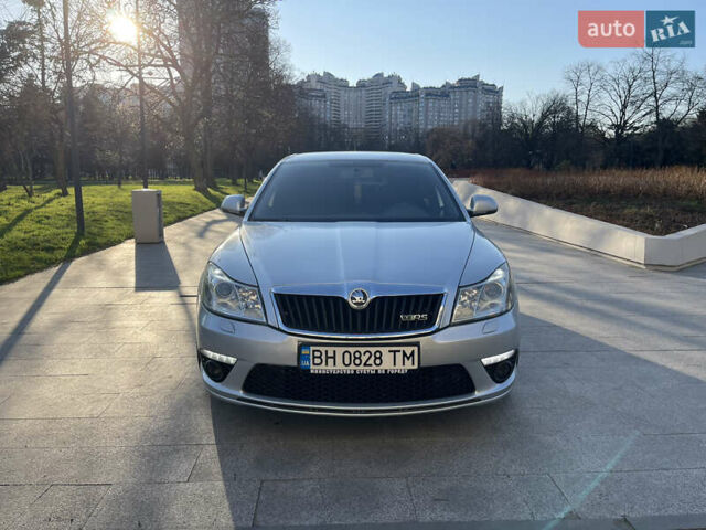 Серый Шкода Октавия, объемом двигателя 1.8 л и пробегом 204 тыс. км за 8500 $, фото 1 на Automoto.ua