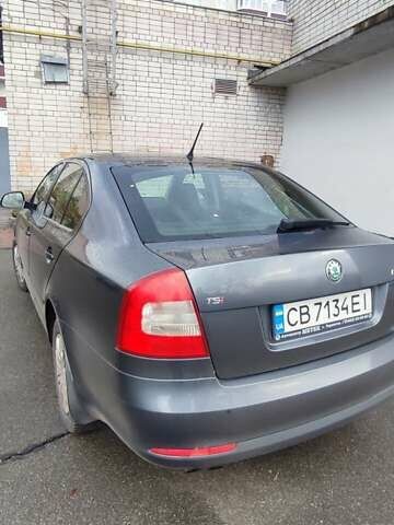 Шкода Октавия 2011 в Чернигове на Automoto.ua Серый Шкода Октавия, объемом двигателя 1.8 л и пробегом 204 тыс. км за 7000 $, фото 1 на Automoto.ua