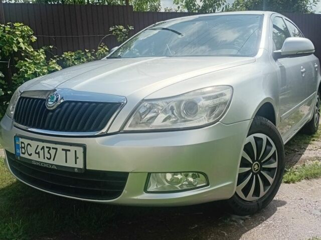 Сірий Шкода Октавія, об'ємом двигуна 1.6 л та пробігом 269 тис. км за 8500 $, фото 1 на Automoto.ua