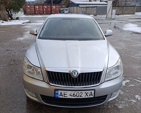 Серый Шкода Октавия, объемом двигателя 1.6 л и пробегом 231 тыс. км за 9300 $, фото 1 на Automoto.ua