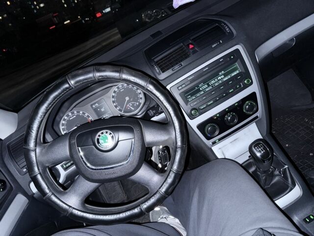 Сірий Шкода Октавія, об'ємом двигуна 1.9 л та пробігом 289 тис. км за 7495 $, фото 1 на Automoto.ua