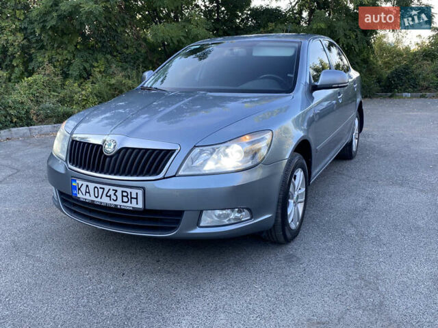 Шкода Октавія 2012 у Києві на Automoto.ua Сірий Шкода Октавія, об'ємом двигуна 1.8 л та пробігом 196 тис. км за 8000 $, фото 1 на Automoto.ua