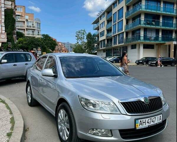 Серый Шкода Октавия, объемом двигателя 1.8 л и пробегом 181 тыс. км за 8500 $, фото 1 на Automoto.ua