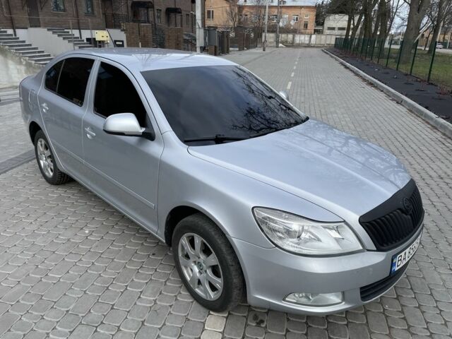Шкода Октавия 2012 в Кропивницком (Кировограде) на Automoto.ua Серый Шкода Октавия, объемом двигателя 1.8 л и пробегом 220 тыс. км за 8499 $, фото 1 на Automoto.ua