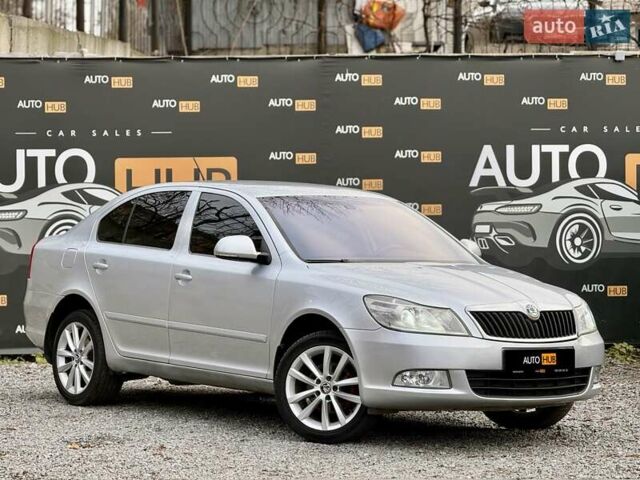 Серый Шкода Октавия, объемом двигателя 1.8 л и пробегом 223 тыс. км за 8200 $, фото 1 на Automoto.ua