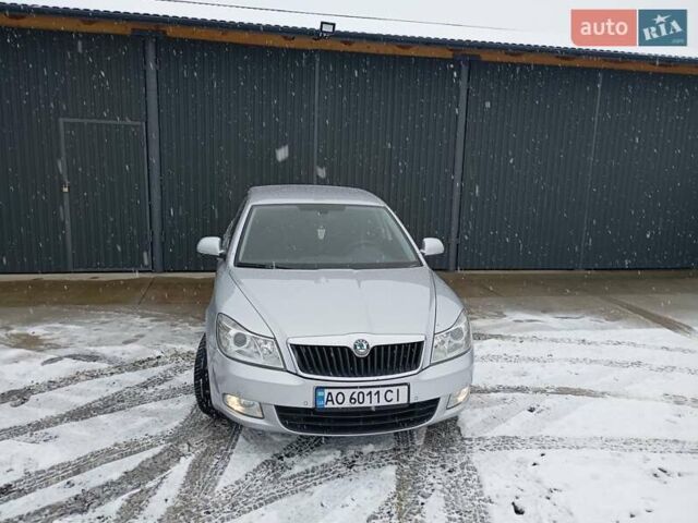 Серый Шкода Октавия, объемом двигателя 1.6 л и пробегом 220 тыс. км за 7600 $, фото 1 на Automoto.ua