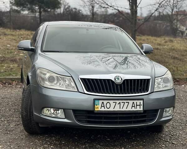 Серый Шкода Октавия, объемом двигателя 1.97 л и пробегом 295 тыс. км за 9700 $, фото 1 на Automoto.ua