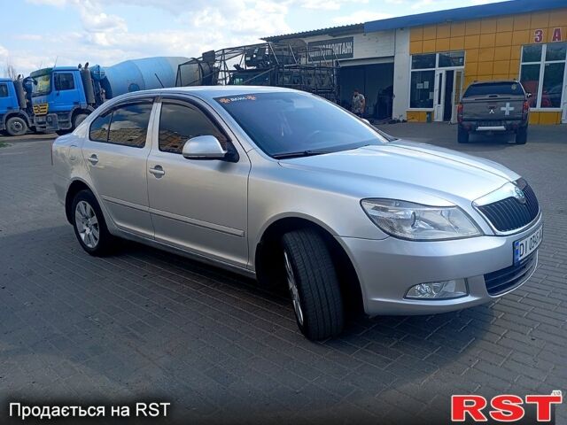 Сірий Шкода Октавія, об'ємом двигуна 1.8 л та пробігом 217 тис. км за 8000 $, фото 1 на Automoto.ua