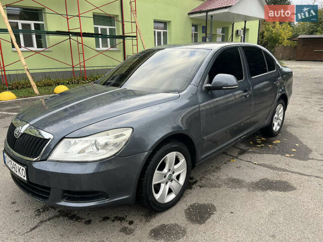 Сірий Шкода Октавія, об'ємом двигуна 1.6 л та пробігом 297 тис. км за 7600 $, фото 1 на Automoto.ua