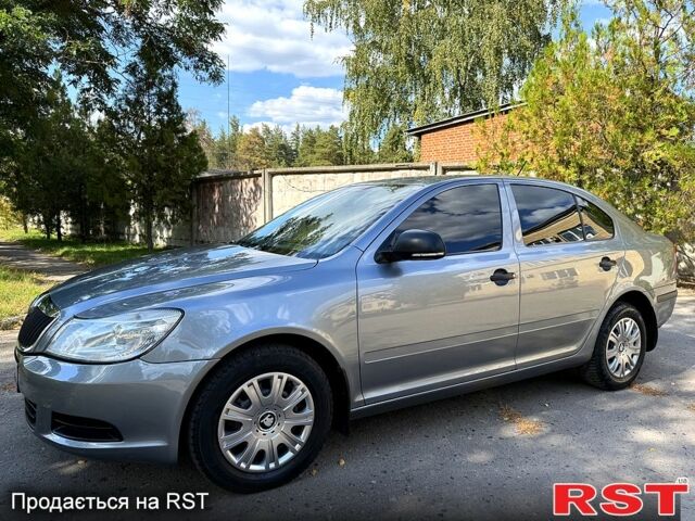 Серый Шкода Октавия, объемом двигателя 1.6 л и пробегом 173 тыс. км за 7700 $, фото 1 на Automoto.ua